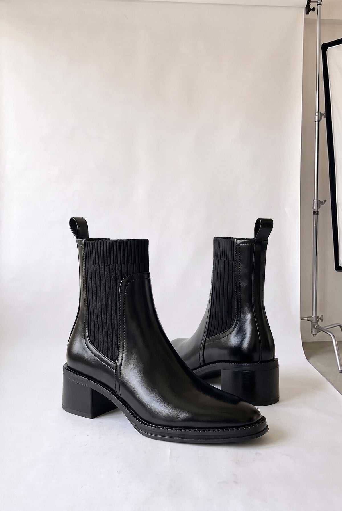 本革×リブニット ソックスブーツ 5.5cmチャンキーヒール ブラック 商品